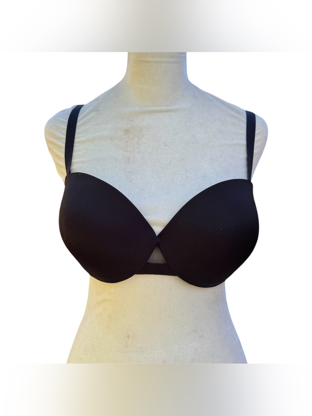 Maidenform Black Multiway Lightweight Cushioned Strapless No Show Bra 36D